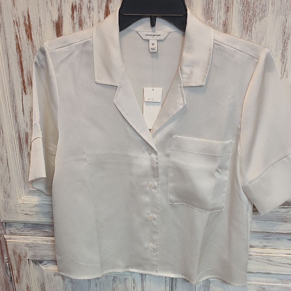 Banana Republic Cream Satin Button-Down Shirt